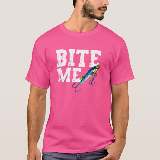 釣りおもしろい人噛み私魚釣りルアースポーツフィッシュ Tシャツ (正面)