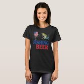 釣りとビールに関することなら何でも参加します米国旗 Tシャツ (正面フル)