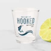釣りのバチェラーパーティー 面白い 彼女は彼を釣り上げた ショットグラス (正面)