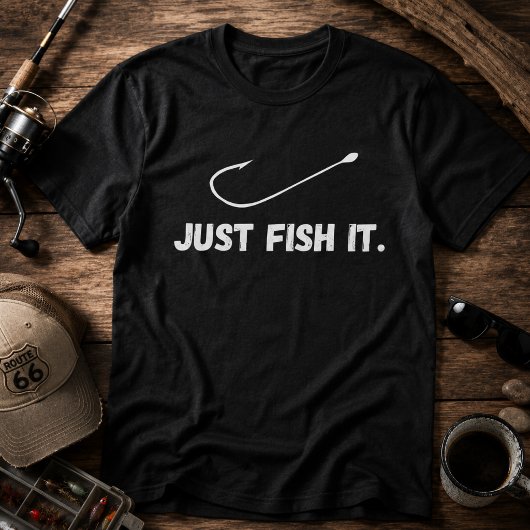 釣りをするだけ Tシャツ