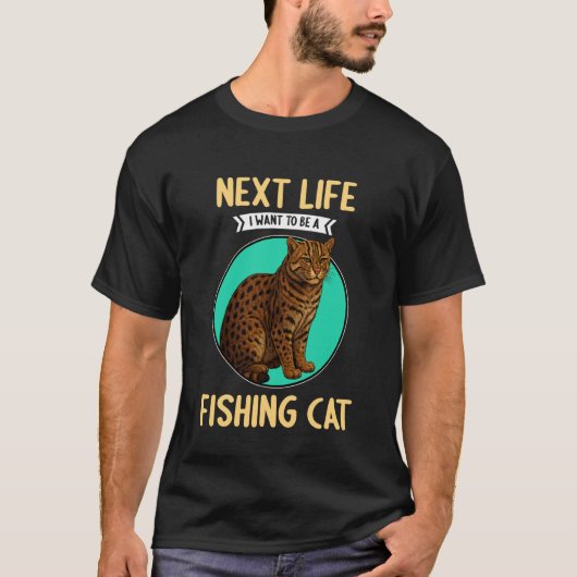 釣りをする猫 Next Life 釣り猫になりたい Tシャツ (正面)