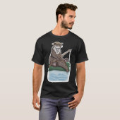 釣りカワウソ Tシャツ (正面フル)