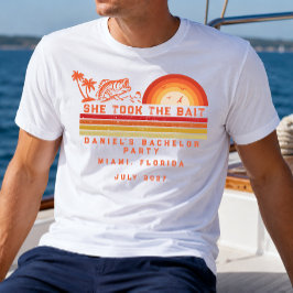 釣りテーマの週末旅行 バチェラー・パーティー Tシャツ