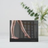 釣り合い梁の女の子の歩く ポストカード (スタンド正面)