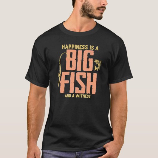 釣り好きのためのビッグフィッシュと機知に富んだ幸せ Tシャツ (正面)