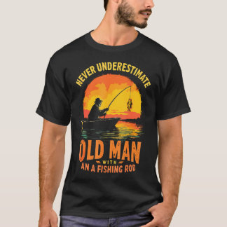 釣り竿を持つおじさんをナメるな Tシャツ