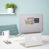 鉄を投げて命を救う シール (デスク上のノートパソコン)