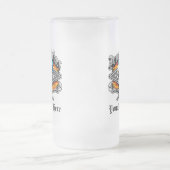 鉄工のスカルはレンチを発芽させ、 フロストグラスビールジョッキ (中央)