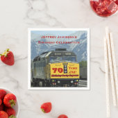 鉄道列車エンジン誕生日パーティー、名前、紙 スタンダードカクテルナプキン (インサイチュ)