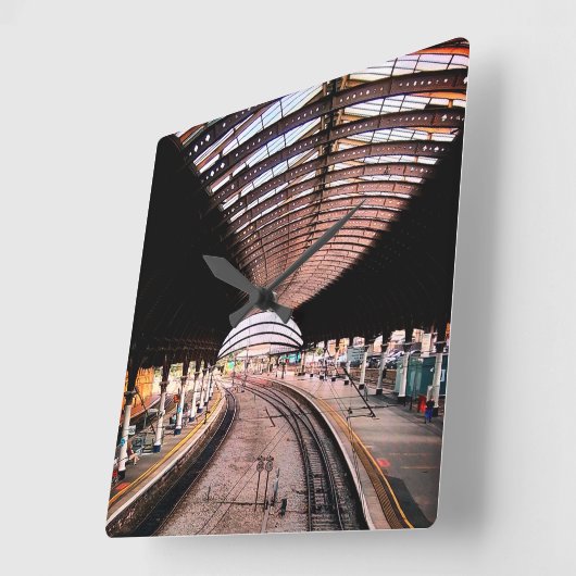 鉄道駅 スクエア壁時計 (傾斜)