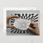 鉛筆とカメラ – ジオメトリ ポストカード (正面/裏面)