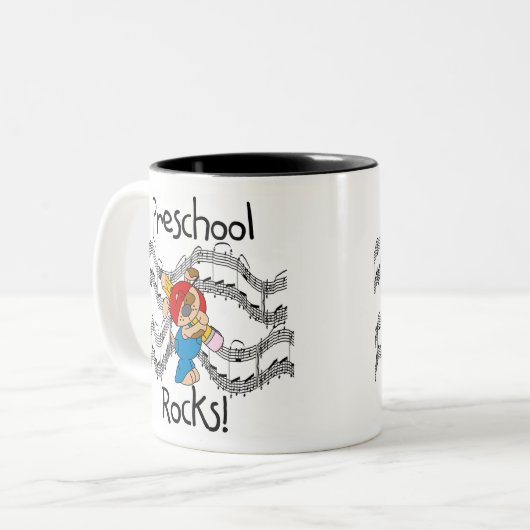 鉛筆の幼稚園の石を持つ子犬 ツートーンマグカップ (正面左)