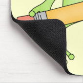 鉛筆のTシャツおよびギフトを持つ緑カエル マウスパッド (コーナー)