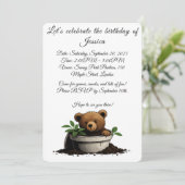 鉢植えの植物の中のクマのイラスト 招待状 (スタンド正面)