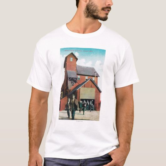 鉱山の外観、労働者の出ること Tシャツ (正面)