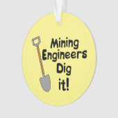 鉱山技術者が掘る オーナメント (正面)