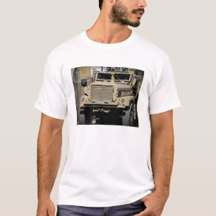 鉱山抵抗力がある、待伏せ保護された車 Tシャツ