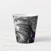 銀と紫のフラクタル渦 カフェラテマグ (正面)