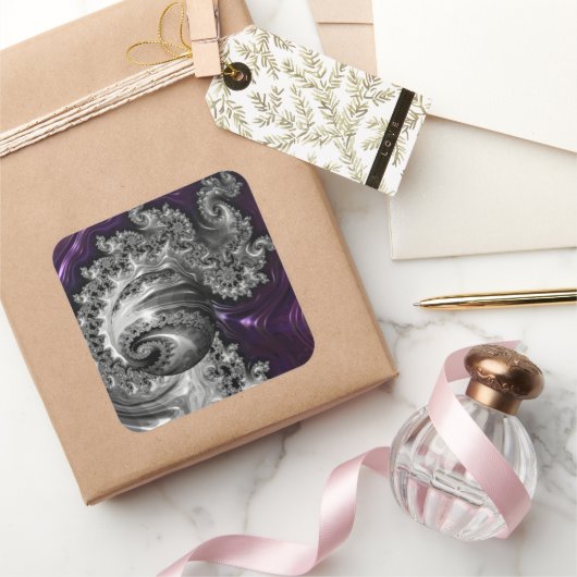 銀と紫のフラクタル渦 スクエアシール (ギフト)