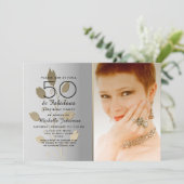 銀と金ゴールド写真50誕生日 招待状 (スタンド正面)