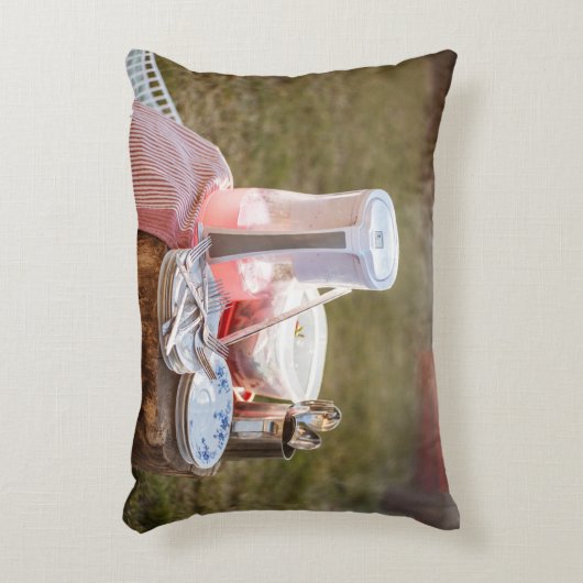 銀と青のフローラプレート アクセントクッション (正面(垂直))