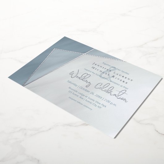 銀と非対称フレーム結婚ほこりっぽい青 箔招待状 (回転した状態)