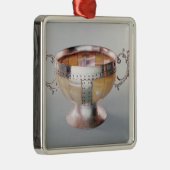 銀によって取付けられる真珠色のwassailボール メタルオーナメント (右)