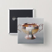 銀によって取付けられる真珠色のwassailボール 缶バッジ (正面&裏面)