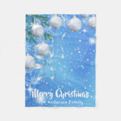 銀のオーナメントと星のクリスマスの冬 フリースブランケット (正面)