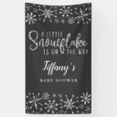 銀のベビーシャワーの途中に小さな雪片 横断幕 (縦)