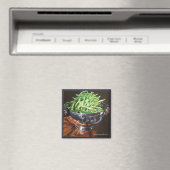 銀のボウルに緑豆を入れた四角い磁石 マグネット (インサイチュ (食洗機))