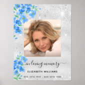 銀のワスレナグサの花の写真で作った追悼品 葬儀 ポスター (正面)