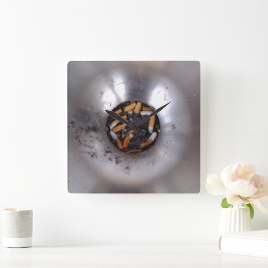 銀の喫煙者の灰皿のお尻おもしろい、 スクエア壁時計 (ホーム)