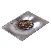 銀の喫煙者の灰皿のお尻おもしろい、 ノートブック (左側)