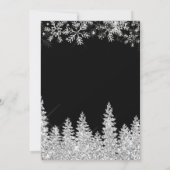 銀の雪の松の黒いクリスマスの冬の結婚式 招待状 (裏面)