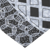 銀エレガント幾何学模様 テーブルクロス (アングル)
