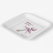 銀エレガント色ピンクのラトル弓ベビーシャワー ペーパープレート (傾斜あり)