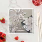 銀エレガント花祝賀 スタンダードランチョンナプキン (インサイチュ)