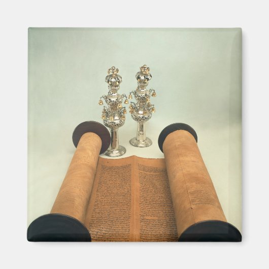 銀クラウンのフィナーズとトーラースクロール マグネット (正面)