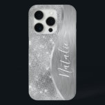 銀グリッターグラムメタリきらきら光るックパーソナライズされたル iPhone 15 PROケース<br><div class="desc">このシルバーブラシ仕上げ金属と魅力的なフェイクグリッターの電話ケースを自分の名前をカスタムするで簡単にパーソナライズ。</div>
