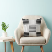 銀ストライプ色と黒色の模様枕 クッション (椅子)