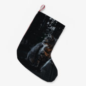 銀タビー猫の選択的焦点 スモールクリスマスストッキング (正面 (吊り時))