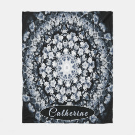 銀パーソナライズされたと黒のフローラガラス曼荼羅 フリースブランケット