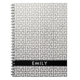 銀パーソナライズされた箔と白ギリシャ鍵 ノートブック