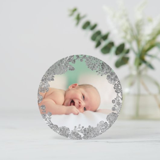 銀フェイク箔リース新生児メリークリスマス シーズンカード (スタンド正面)