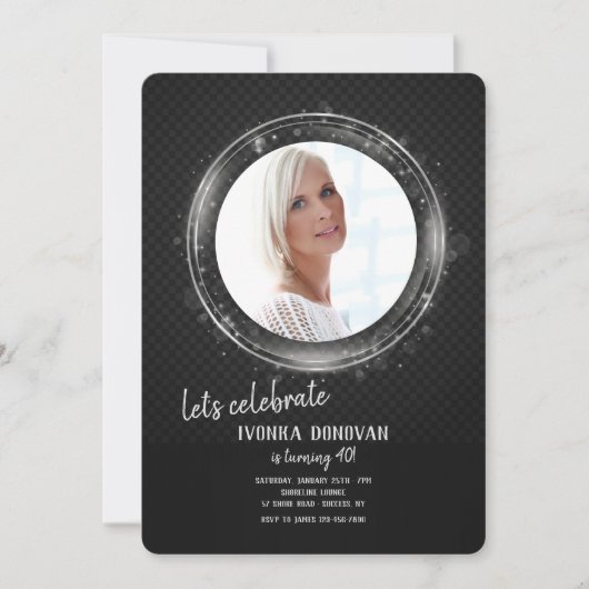 銀フレーム写真誕生日パーティーの招待 招待状 (正面)