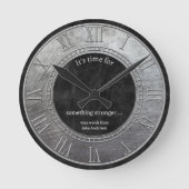 銀メタリックブラックレザーフェイクズ ラウンド壁時計 (正面)