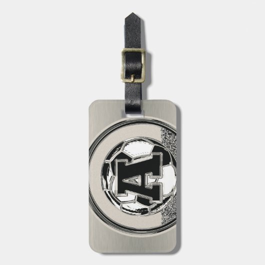 銀メダルのサッカーのモノグラムの手紙A ラゲッジタグ (正面縦)