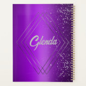 銀モノグラムモダン付き紫ブラシ仕上げ金属 | プランナー手帳 (裏面)