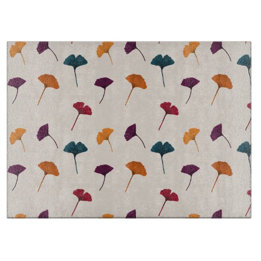 銀杏の葉柄水彩秋紅葉 カッティングボード (正面)